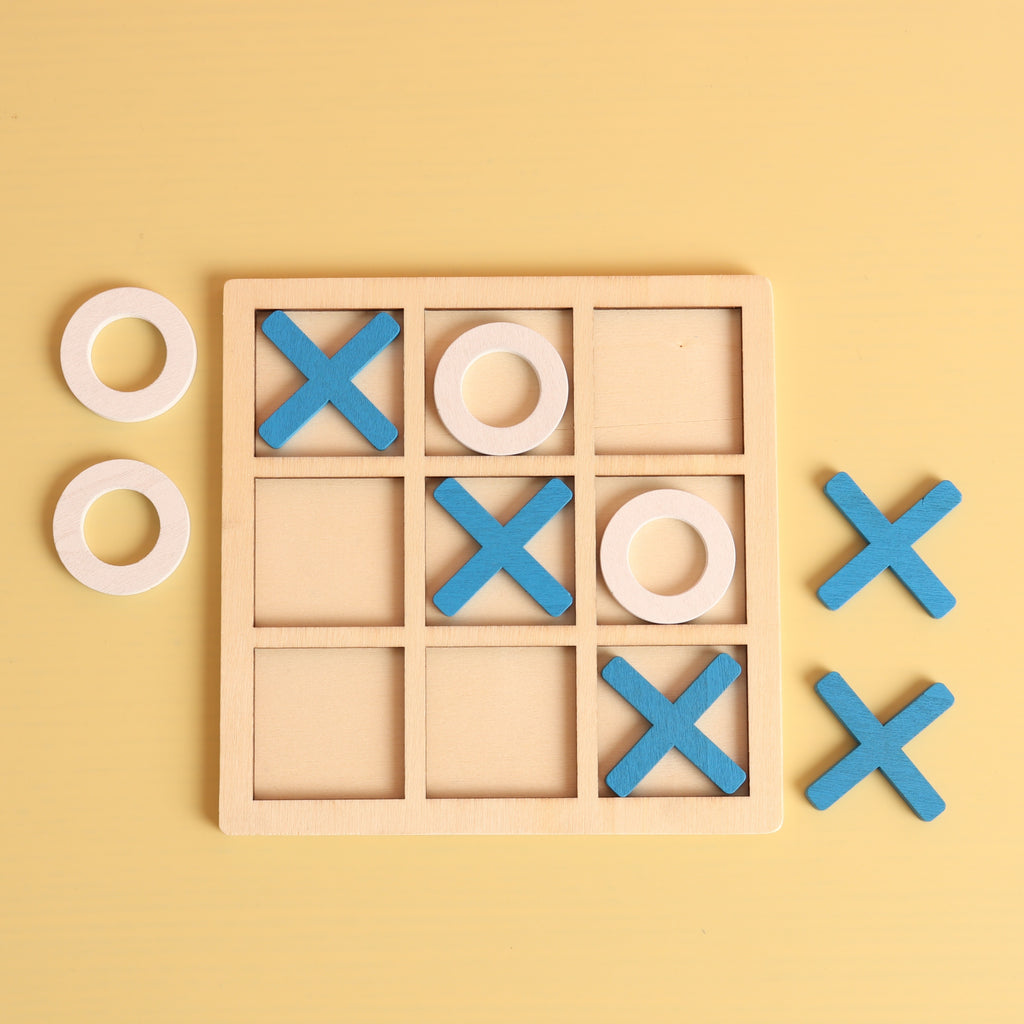 10 Piece Premium Solid Wooden Tic Tac Toe Board Game, Perfect For Backyard Entertainment, Classic Coffee Table Home Game Christmas 、Halloween 、Thanksgiving gifts!